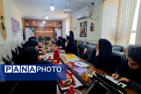 نشست بانوان تأثیرگذار طایفه گرهرگان با محوریت نقش زنان در توسعه اجتماعی و فرهنگی