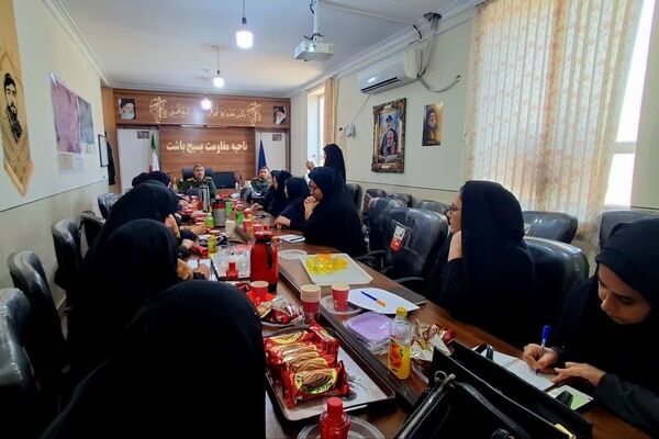 نشست بانوان تأثیرگذار طایفه گرهرگان با محوریت نقش زنان در توسعه اجتماعی و فرهنگی