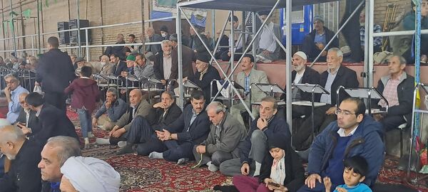 نماز عبادی سیاسی جمعه به همراه سخنرانی پیش از خطبه های معاون پرورشی در نیشابور 