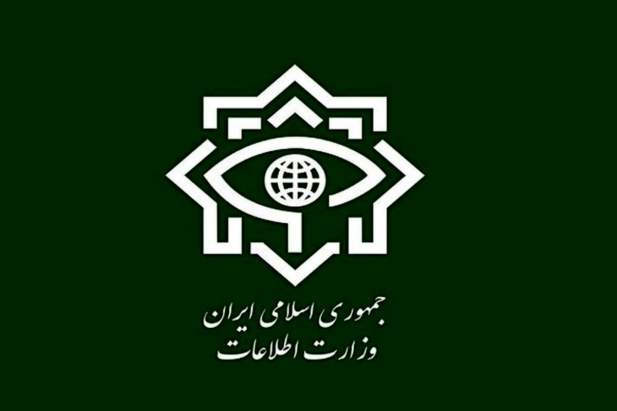 کشف محموله‌های بزرگ سلاح‌های جنگی و بازداشت ۳۰ مزدور دشمن آمریکایی-صهیونیستی در ۴ استان