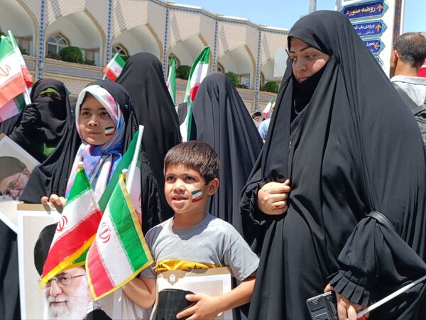 راهپیمایی جمعه خشم و نصر با حضور پرشور مشهد مقدس برگزار شد