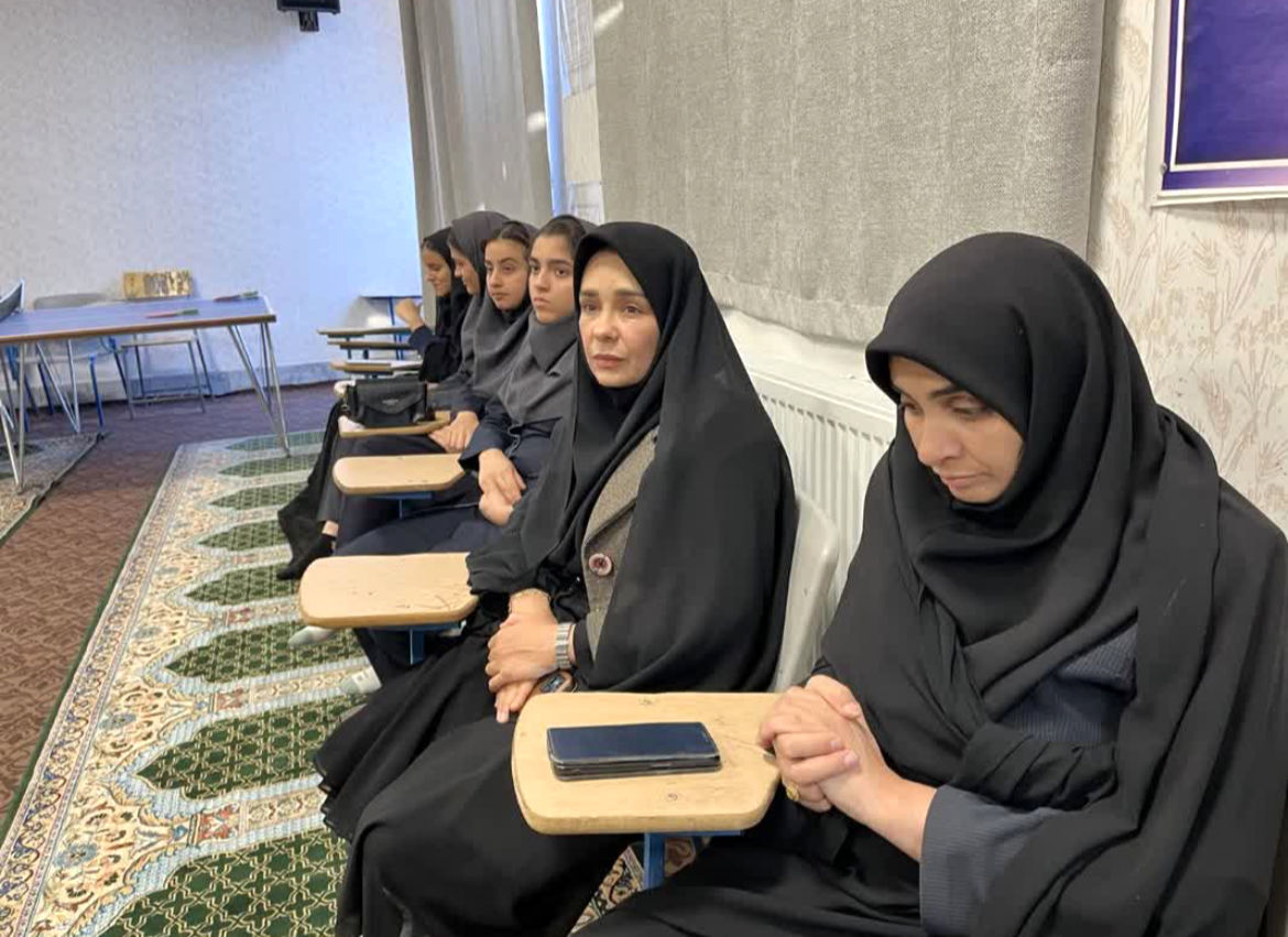 برگزاری انتخابات شورای دانش‌آموزی منطقه‌ای در خاتم