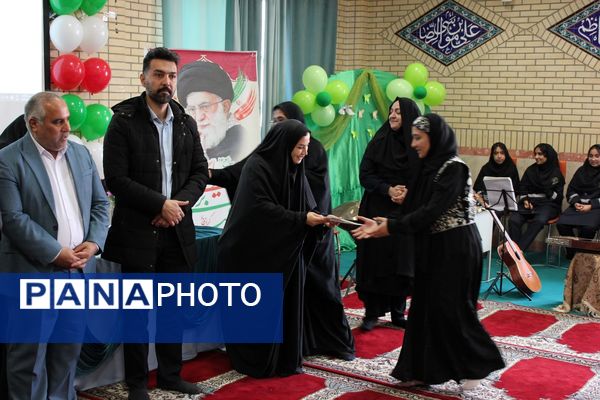 افتتاحیه مسابقات فرهنگی‌هنری «امید فردا» در مدرسه شاهد منتصرین ورامین