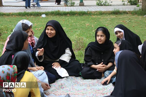 امدادگران کوچک در قلب سملقان
