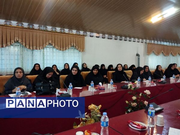 نشست تخصصی و تبیین سیاست‌های حوزه معاونت پرورشی و تربیت‌بدنی میاندورود 