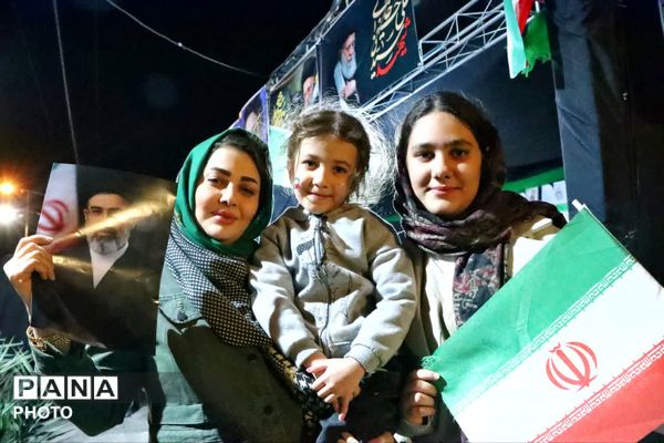 برپایی موکب امام رضا(ع) یاد بود شهدای دانش آموز در یزد