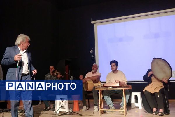 برگزاری جشن واژه و نوا در فرهنگسرای سلمان هراتی ملارد 