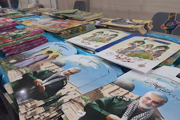 حضور دانش‌آموزان مدرسه طلیعه در نمایشگاه قرآن و عترت مجموعه ورزشی ایثار