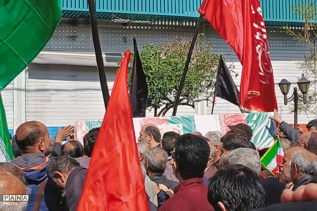 کبوتران عاشق به امام شهیدشان پیوستند