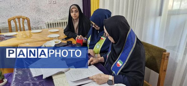 جلسه آماده‌سازی دانش‌آموزان پیشتاز به حج عمره توسط سازمان دانش‌آموزی شهرستان محمودآباد