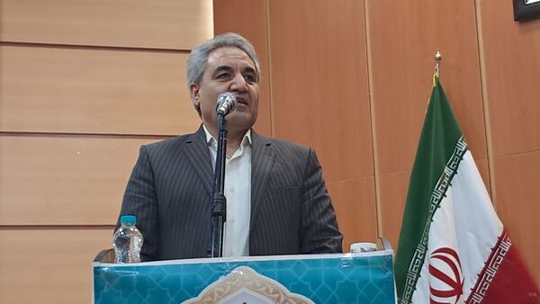 آیین تجلیل از رتبه‌برترهای کنکور ۱۴۰۳ اداره آموزش و پرورش ناحیه یک زنجان