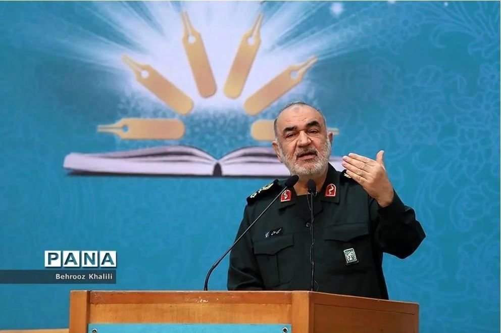 سلامی: دشمن اگر دست از پا خطا کند، ما درهای جهنم را به رویش خواهیم گشود
