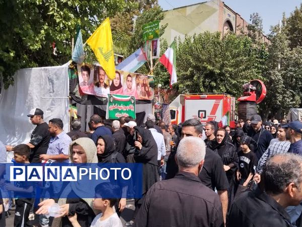  حضور پرشور اقشار مختلف جامعه در پیاده‌روی معنوی