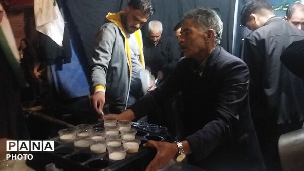 قاب هایی از خدمت در نیشابور 