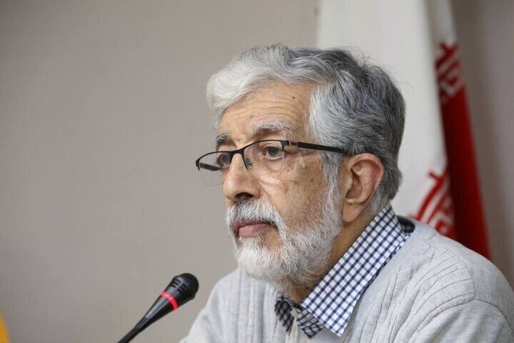 گاهی به بعضی از دوستان در مجلس یا جاهای دیگر می‌گوییم تندروی نکنید