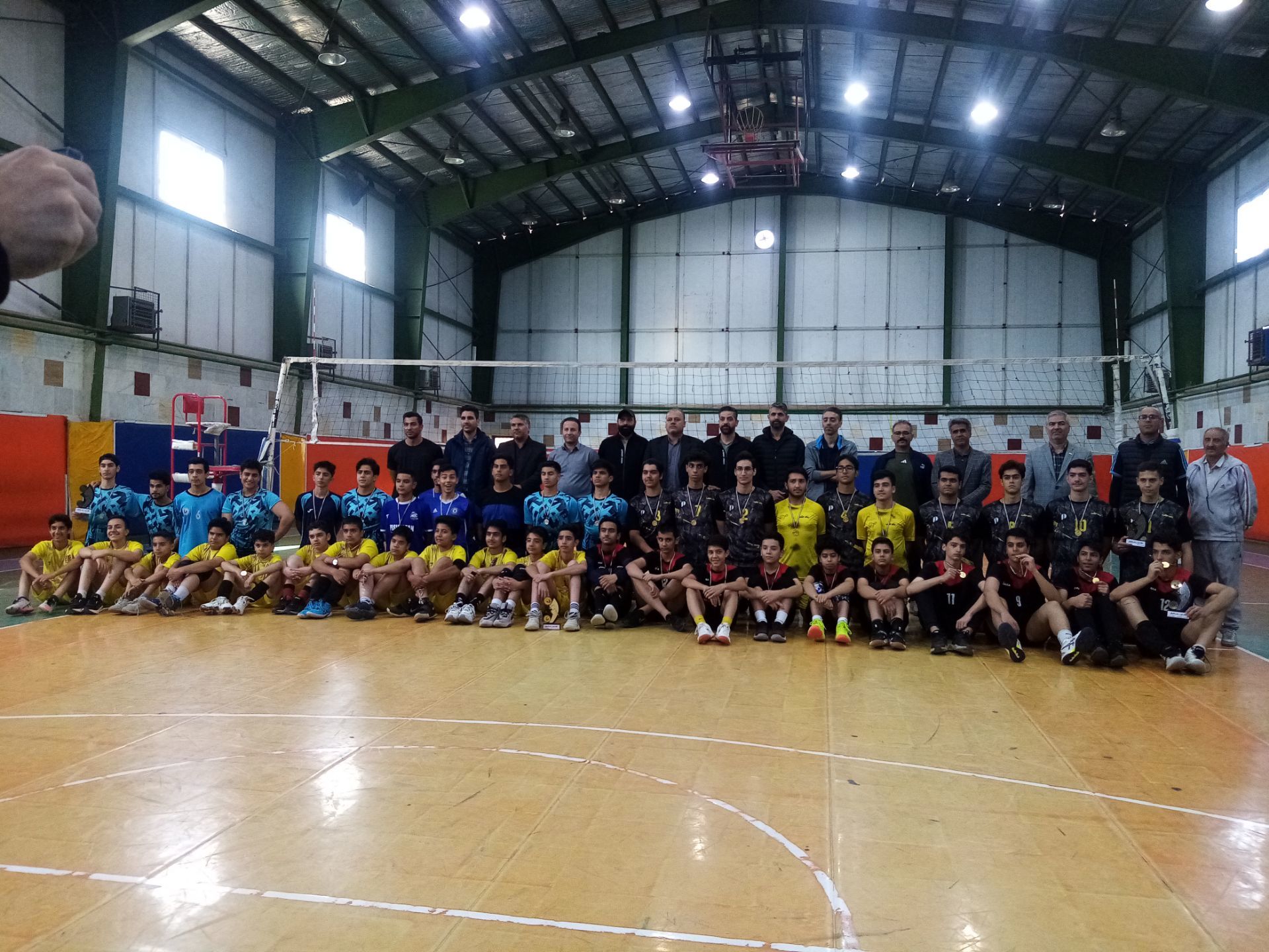 فینال فوتبال مدارس متوسطه ناحیه 3 مشهد