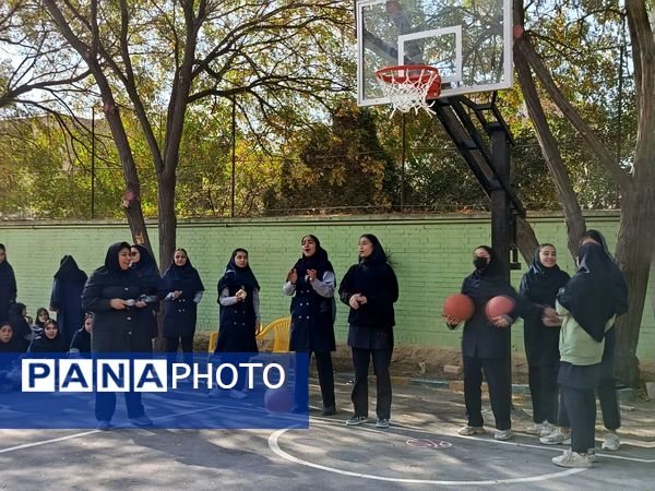 تلفیق ورزش و هنر در دبیرستان وکیلی 3