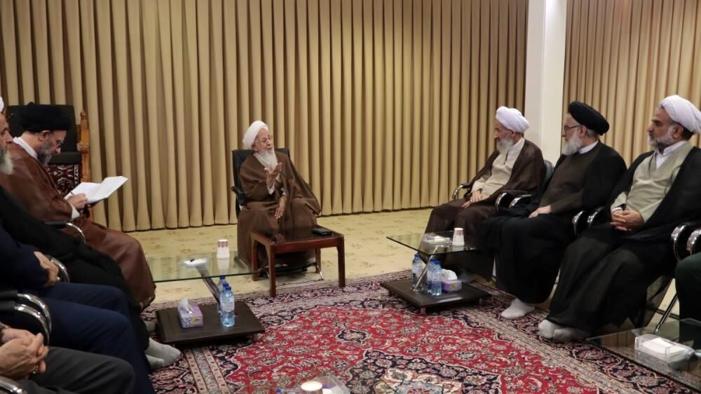  وظیفه روحانیت جاهلیت زدایی است