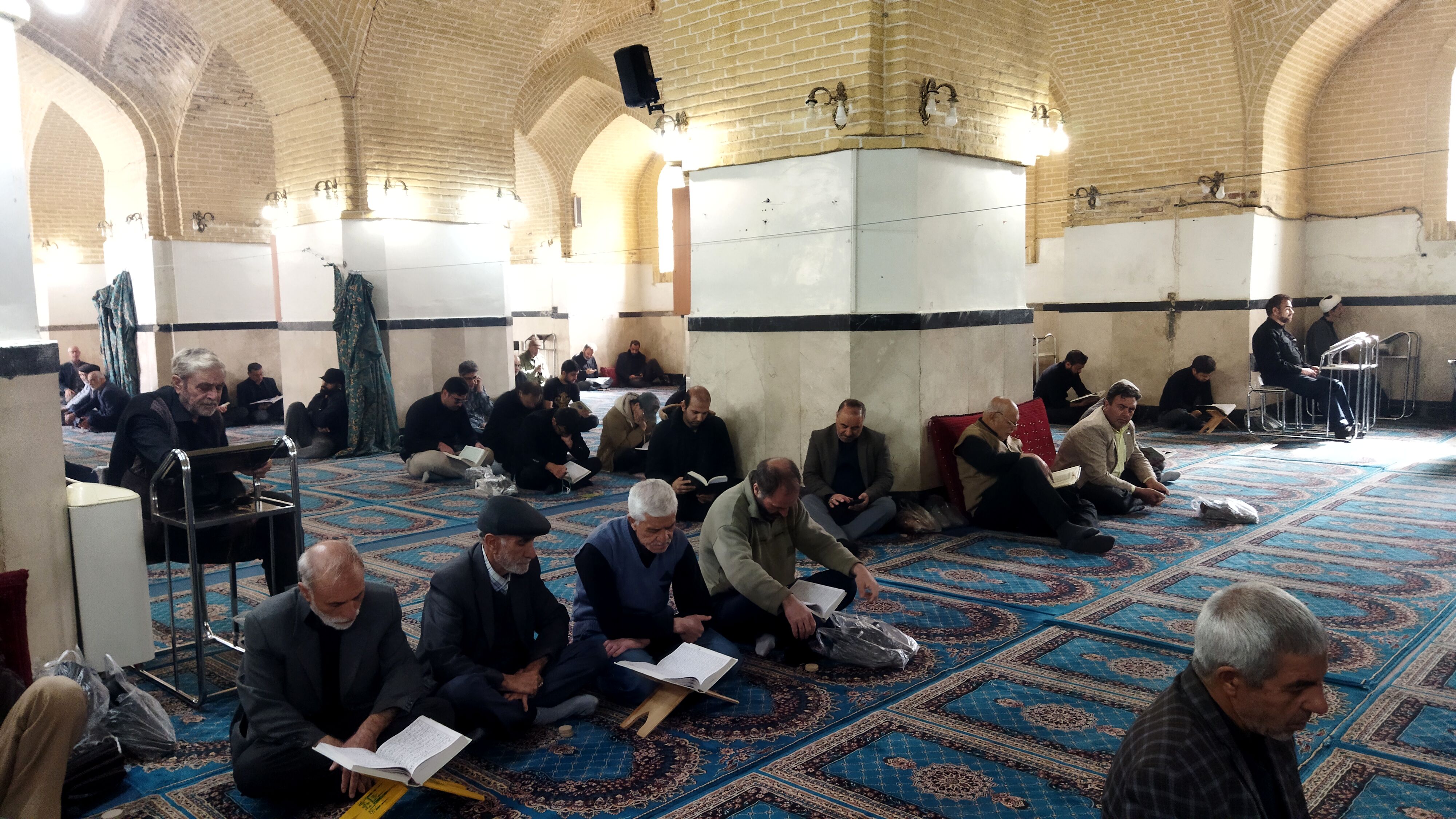 محفل انس باقرآن به یاد شهید آیت الله خامنه ای در نیشابور 