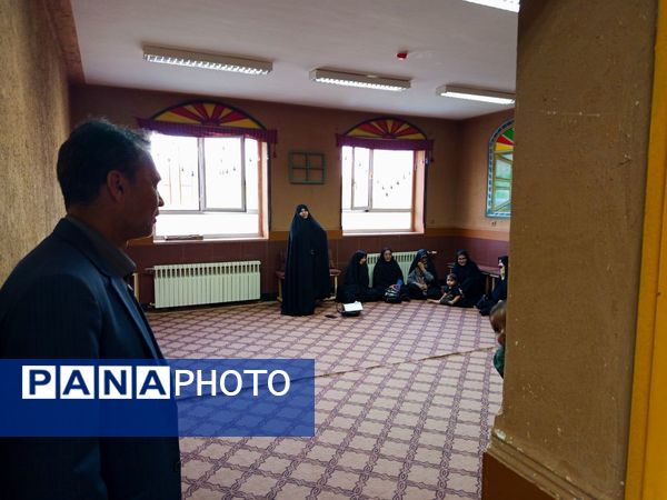 بازدید مدیر آموزش و پرورش کاشمر از هیأت دانش‌آموزی دختران