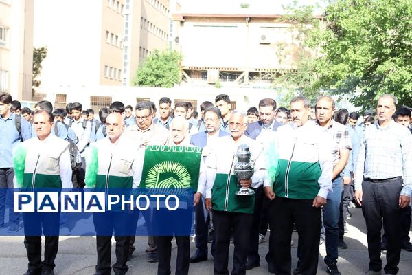 افتتاح چایخانه رضوی در مدرسه مکتبی با حضور مدیریت آموزش و پرورش منطقه ۱۴