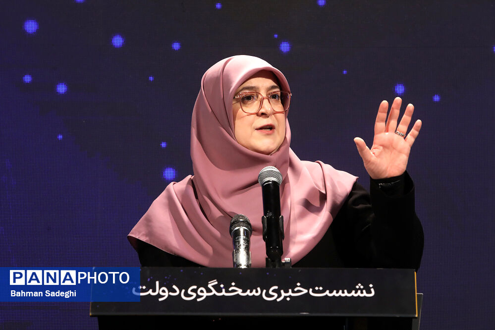 منطقه آزاد انزلی میزبان شانزدهمین نشست خبری سخنگوی دولت
