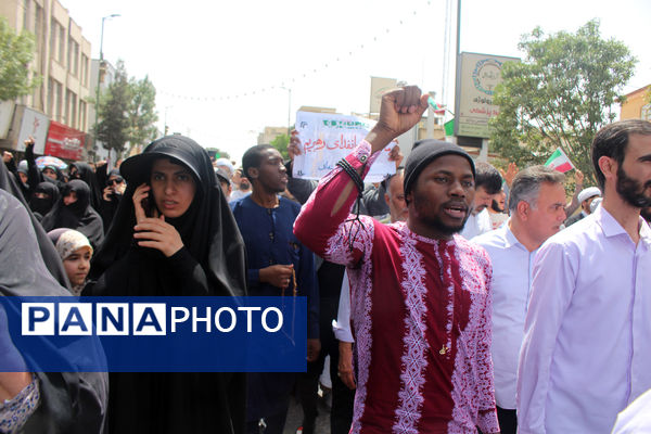 جلوه های حماسی خشم و انزجار مردم قم از جنایات رژیم صهیونیستی 