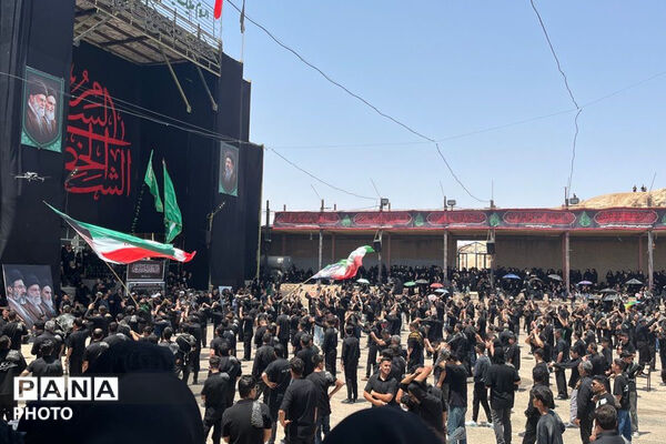 صبح و شب تاسوعا؛ تجلی شور حسینی در حسینیه بزرگ جاجرم
