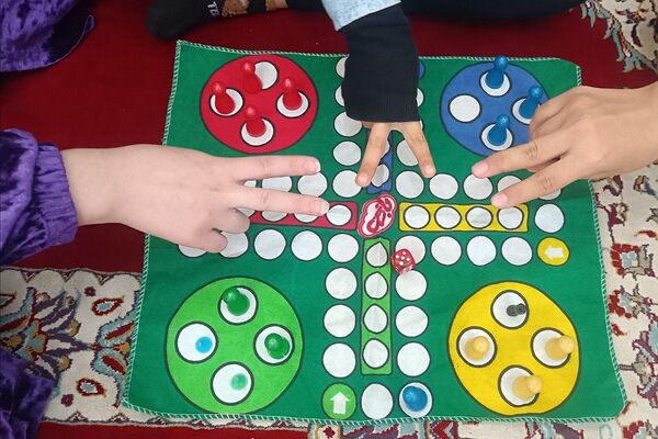 اولین روز از اعتکاف دختران در مسجد الزهرا شهر قیامدشت ری یک