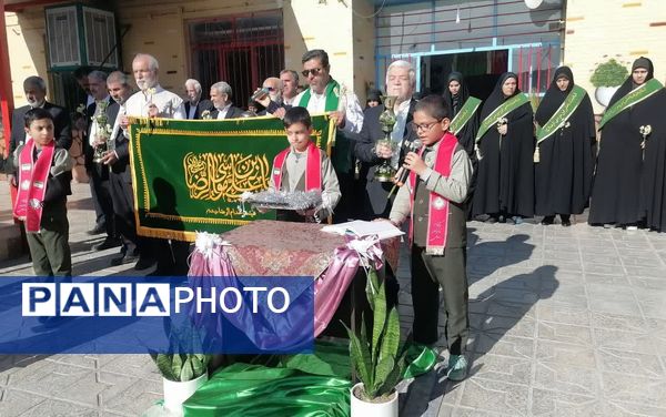 خادمان حرم امام رضا (ع) مهمان دبستان احمد کاظمی یک