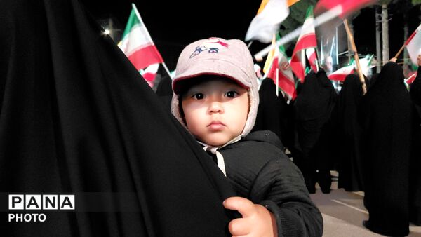 تا لحظه فتح در خیابانیم