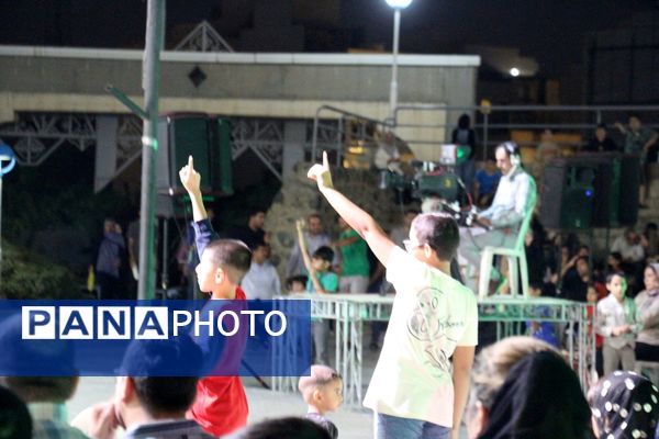 شبی متفاوت در کوهسنگی از سرودهای محمدی تا رصد ماه‌گرفتگی