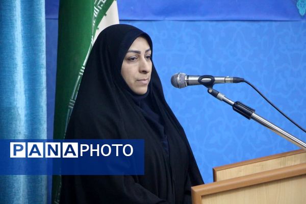 رونمایی کتاب «صبحی که در راه است» 