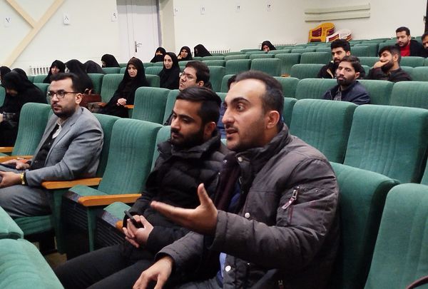 کارگاه توانمند‌سازی مربیان پیشتاز اداره آموزش و پرورش شهرستان کاشمر