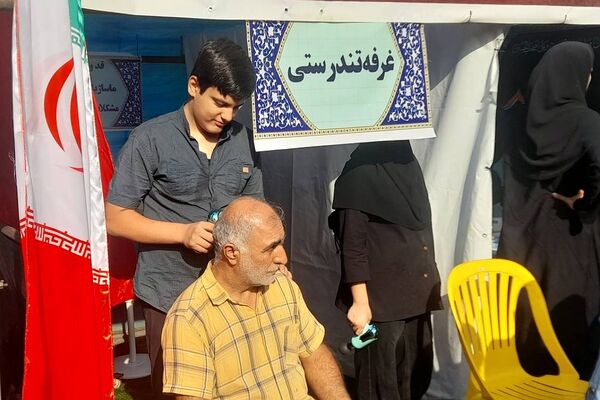 برپایی موکب های مختلف در مسیر پیاده روی اربعین در ناحیه دو شهرری 