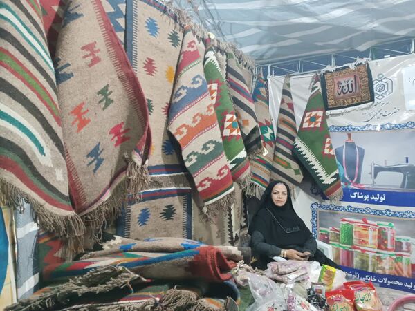 کنگره بزرگداشت ۳۰۰۰ شهید استان سمنان 
