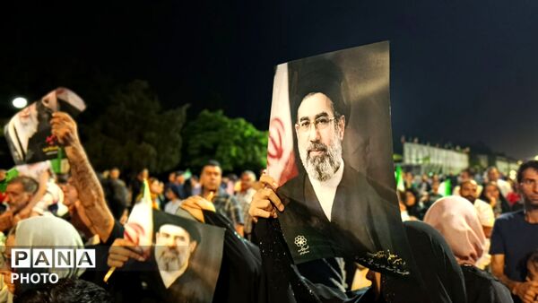 آیین رونمایی از المان فاخر شهری به مناسبت عید سعید غدیر