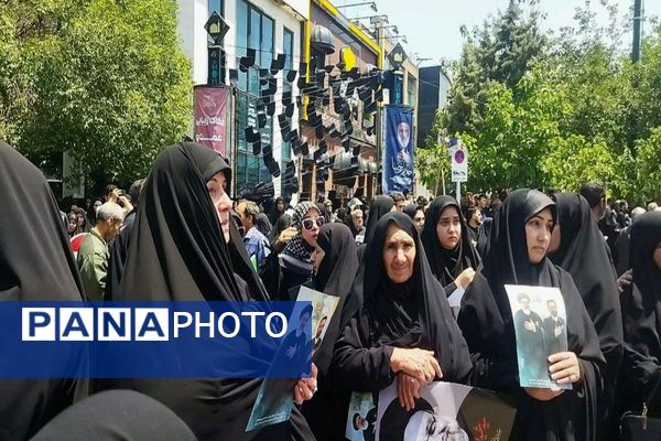 وداع تاریخی مشهدی‌ها با خادم‌الرضا؛ شهید جمهور