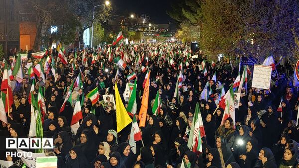 بیعت مردم نیشابور با سومین رهبر انقلاب اسلامی و اعلام بیزاری از دشمنان وطن