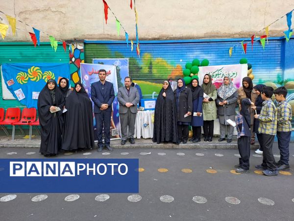 جشن نیکوکاری و عید همدلی در مدارس منطقه ۱۰