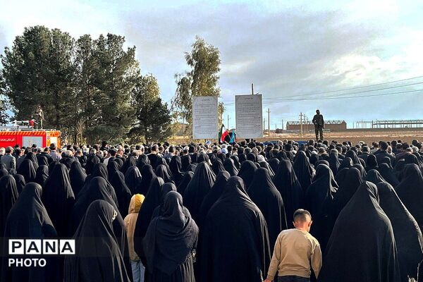 مراسم وداع و تشیع پیکر مطهر شهید محمد مهدی زواره ای در روستای طغان و امامزاده هادی شهر جوادآباد