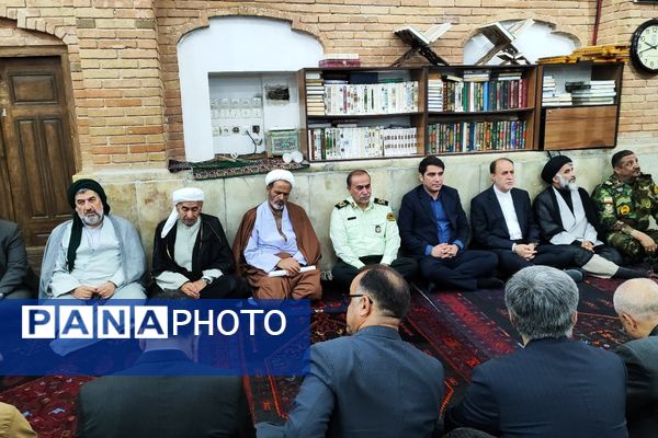 مراسم چهلمین روز شهادت شهدای اقتدار با حضور گسترده مردم کردستان در سنندج 