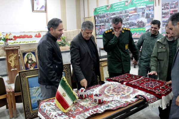 نمایشگاه صنایع دستی ملکان فرصتی برای دیدن و خرید آثار بومی