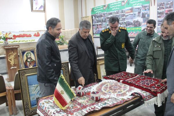 نمایشگاه صنایع دستی ملکان فرصتی برای دیدن و خرید آثار بومی