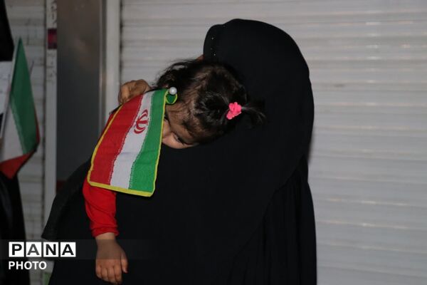 تشییع پیکر پاک جانباز سرافراز دفاع مقدس شهید حسن برزو در چهل و یکمین خروش شبانه مردم رجایی شهر کرج