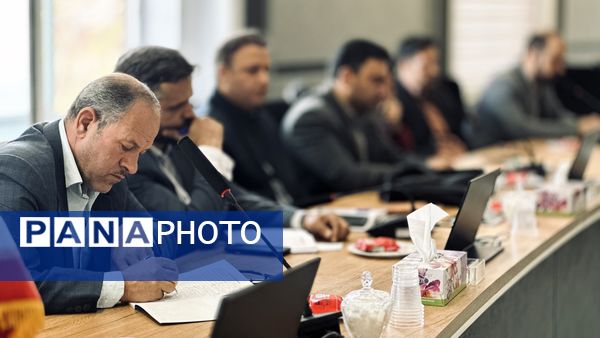 برگزاری اولین دوره‌ی توانمندسازی ‌مدرسان آموزش‌خانواده استان مرکزی با موضوع مهارت‌های دعوت فرزندان به نماز