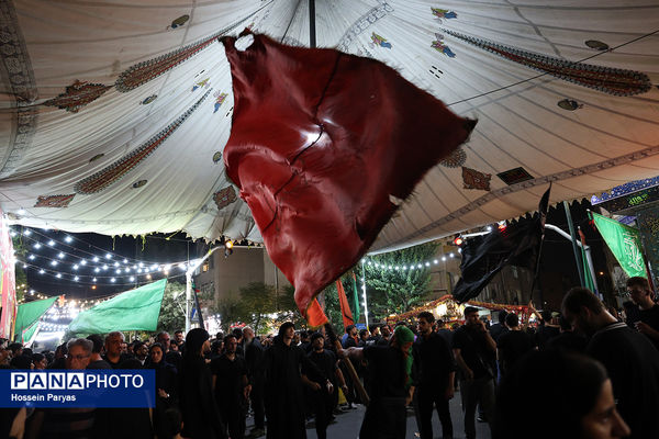 عزاداری شب عاشورا در محله دولت آباد تهران