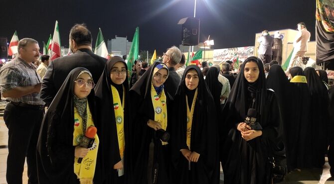 شکوه تجلی بیعت فرهنگیان قم با ولایت 
