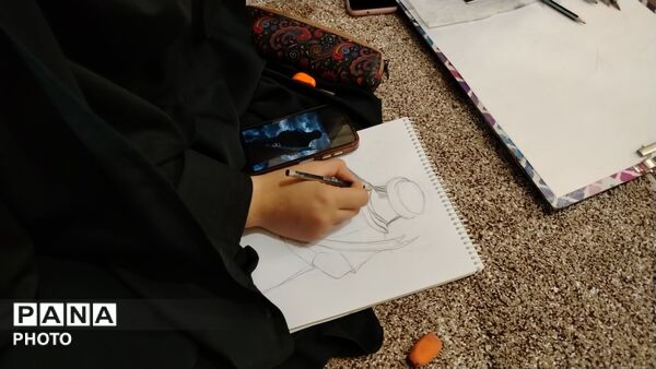 محفل هنری نوجوانان در رواق معصومانه حرم کریمه اهل بیت(س)