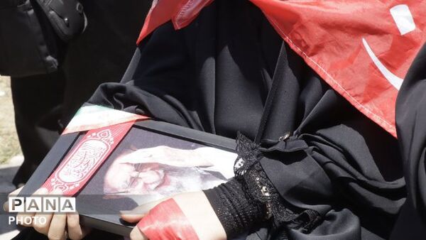 زمانی که «ای ایران» سرودِ رفتن شد